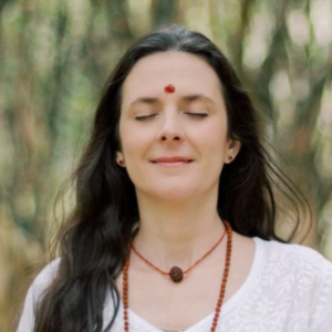 Aulas de Yoga com a professora Ju
